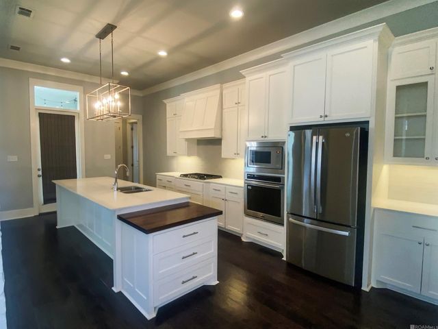 7403 N Eisworth Ave, Baton Rouge, LA 70818