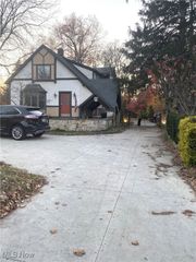 1606 Dover Center Road, Westlake, OH 44145