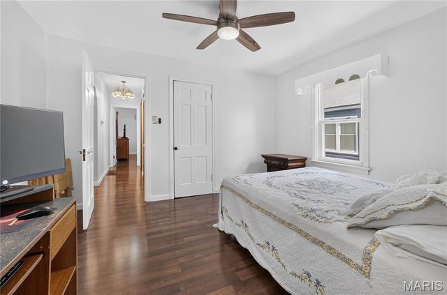 3234 Jasper Park, St Louis, MO 63139