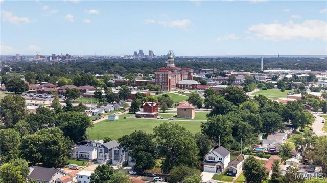 3234 Jasper Park, St Louis, MO 63139