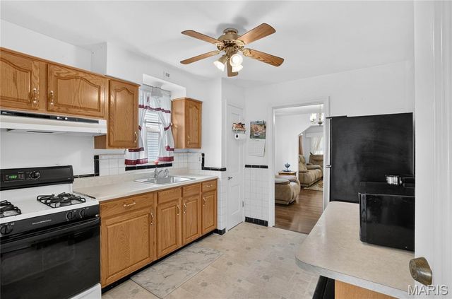 3234 Jasper Park, St Louis, MO 63139