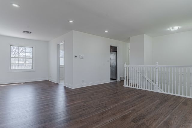 6925 Edgebrook Lane, Hanover Park, IL 60133