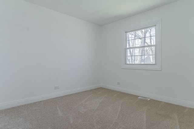 6925 Edgebrook Lane, Hanover Park, IL 60133