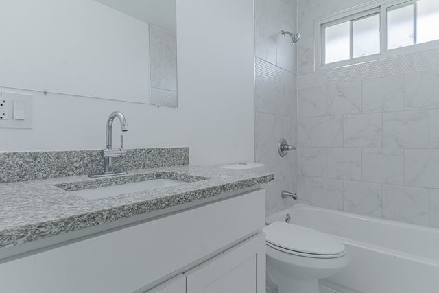 6925 Edgebrook Lane, Hanover Park, IL 60133