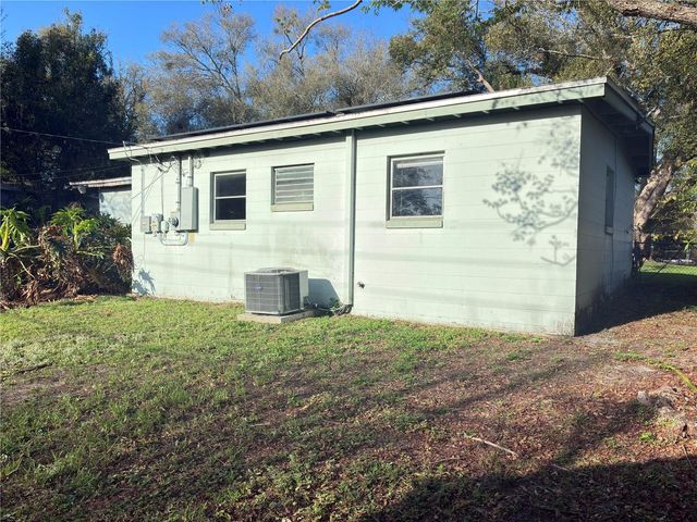 120 CLUB ROAD, Sanford, FL 32771