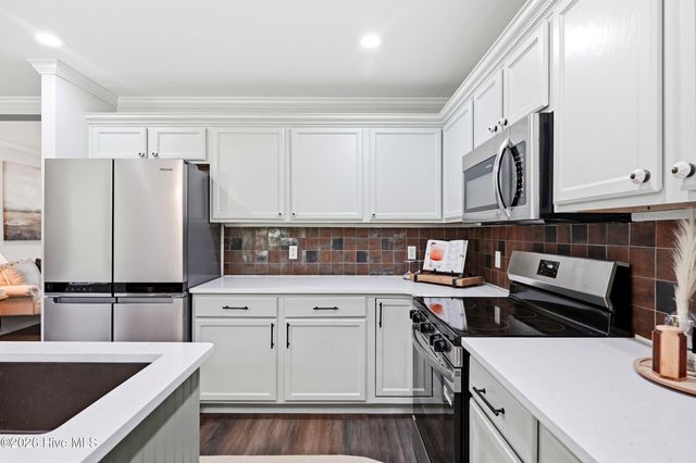 14124 Ashton Road, Rocky Point, NC 28457