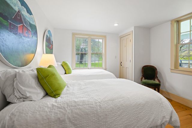 962 Raymond Road, Danby, VT 05739