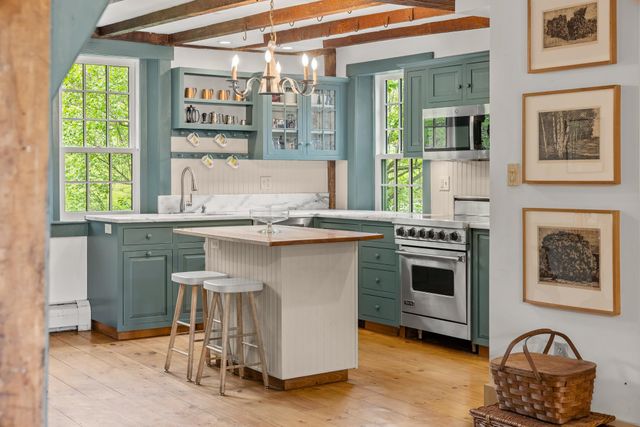 962 Raymond Road, Danby, VT 05739