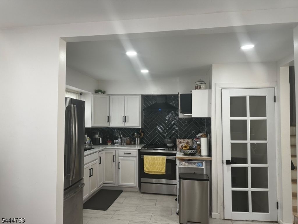 35 Montclair Ave, Clifton City, NJ 07011 — photo 5