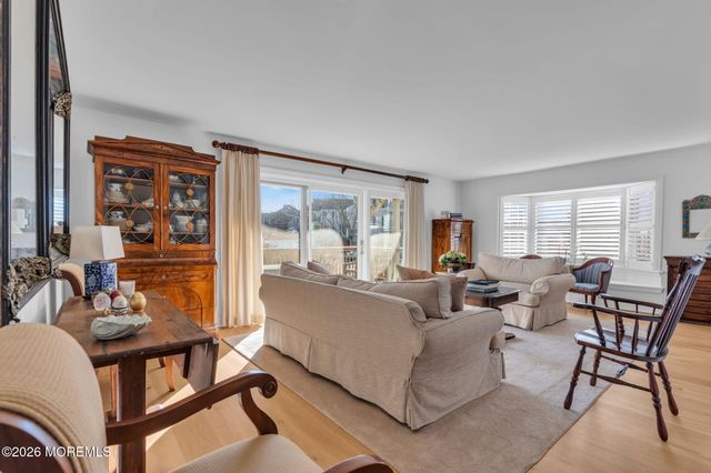 97 Bay Point Harbour, Point Pleasant, NJ 08742