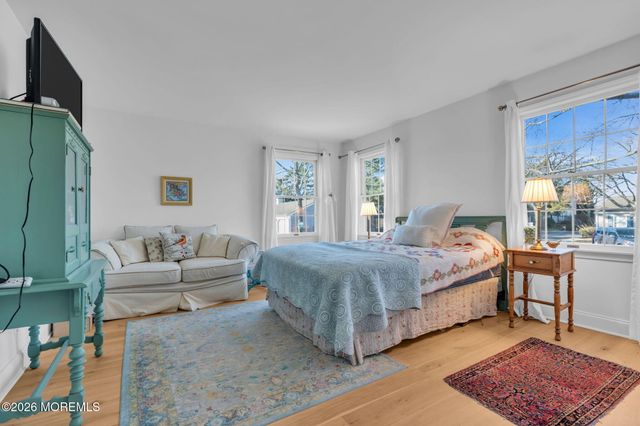 97 Bay Point Harbour, Point Pleasant, NJ 08742