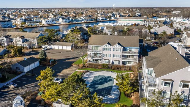 97 Bay Point Harbour, Point Pleasant, NJ 08742