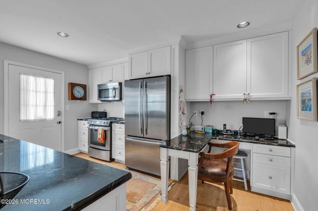 97 Bay Point Harbour, Point Pleasant, NJ 08742