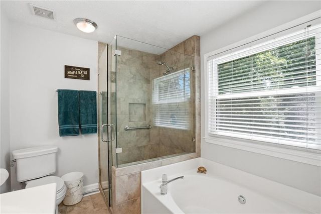 102 Hearthstone Drive, Woodstock, GA 30189