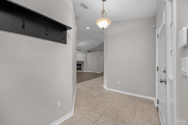 2081 Seagrape Dr, Navarre, FL 32566
