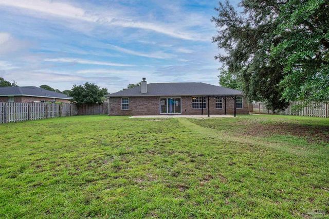 2081 Seagrape Dr, Navarre, FL 32566