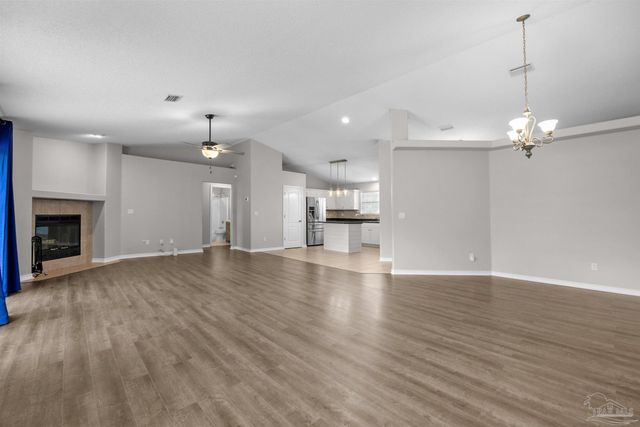 2081 Seagrape Dr, Navarre, FL 32566