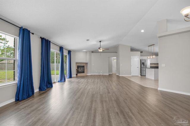 2081 Seagrape Dr, Navarre, FL 32566