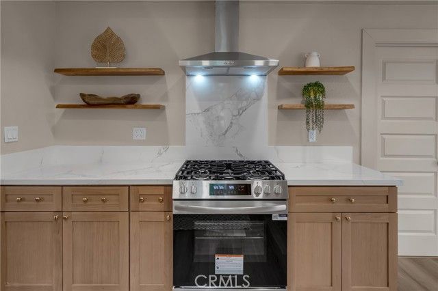 520 E 8th Street, Corona, CA 92879