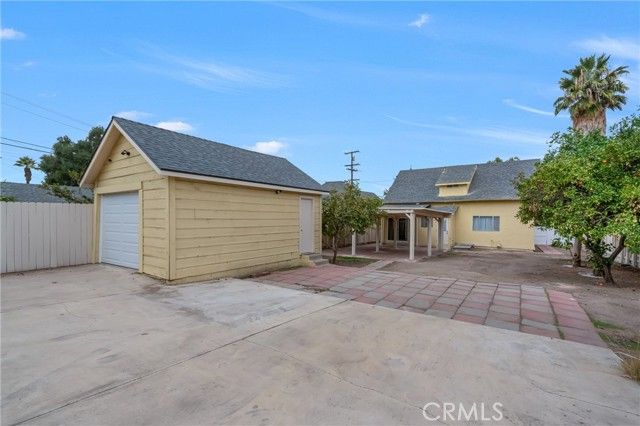 520 E 8th Street, Corona, CA 92879