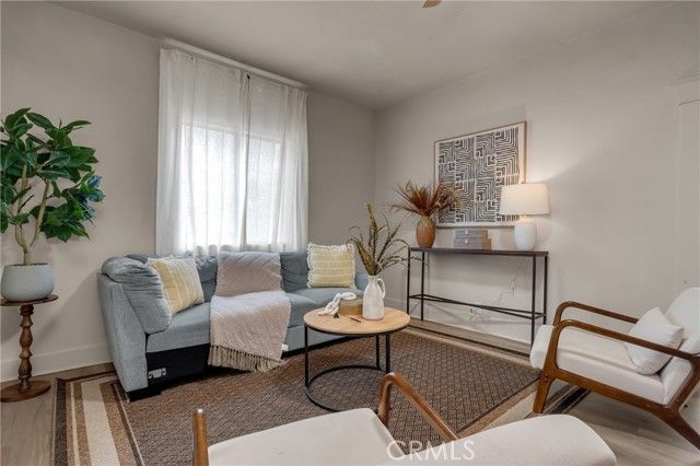 520 E 8th Street, Corona, CA 92879