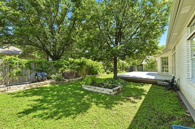 213 Rio Vista DR, Georgetown, TX 78626