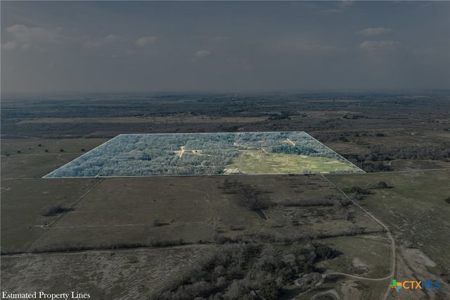 1144 Treetop Lane, Luling, TX 78648