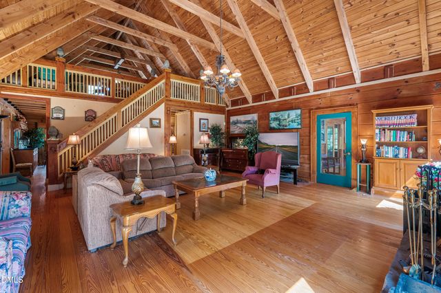 1420 Piney Grove-Wilbon Road, Holly Springs, NC 27540