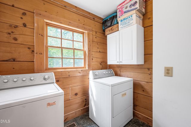 1420 Piney Grove-Wilbon Road, Holly Springs, NC 27540