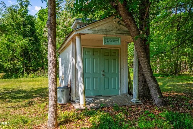 1420 Piney Grove-Wilbon Road, Holly Springs, NC 27540