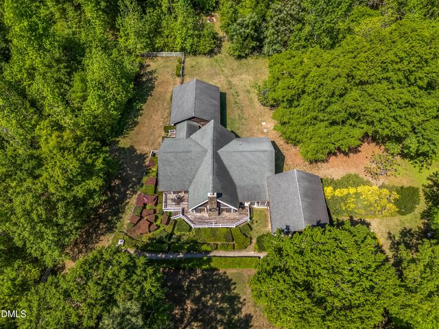 1420 Piney Grove-Wilbon Road, Holly Springs, NC 27540