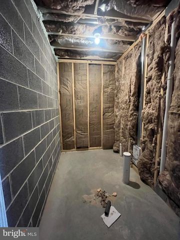 12372 BENNING AVE, Waynesboro, PA 17268