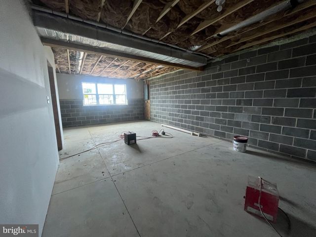 12372 BENNING AVE, Waynesboro, PA 17268