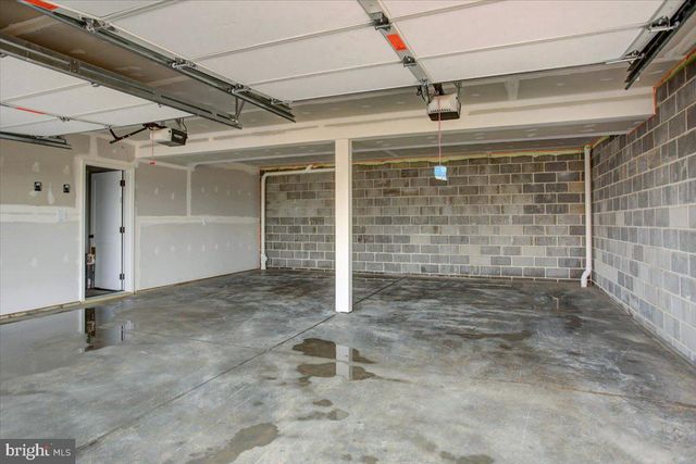 12372 BENNING AVE, Waynesboro, PA 17268