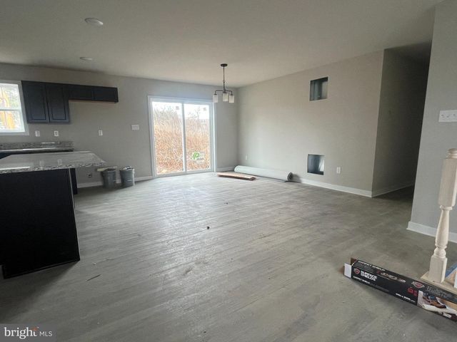 12372 BENNING AVE, Waynesboro, PA 17268