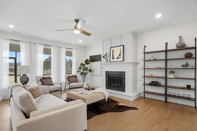 7401 BRACKENHILL DR, Columbia, MO 65203