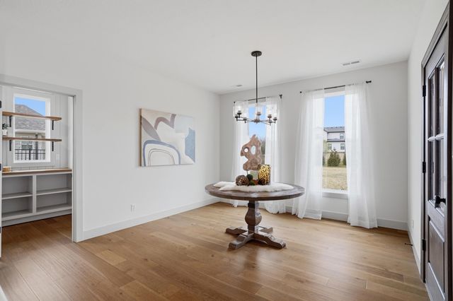 7401 BRACKENHILL DR, Columbia, MO 65203