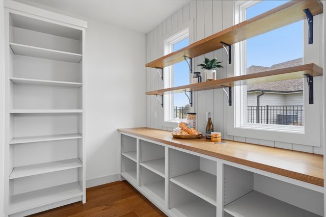 7401 BRACKENHILL DR, Columbia, MO 65203