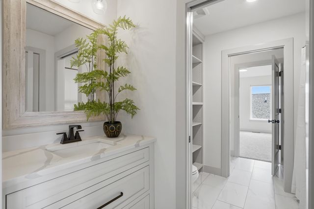 7401 BRACKENHILL DR, Columbia, MO 65203