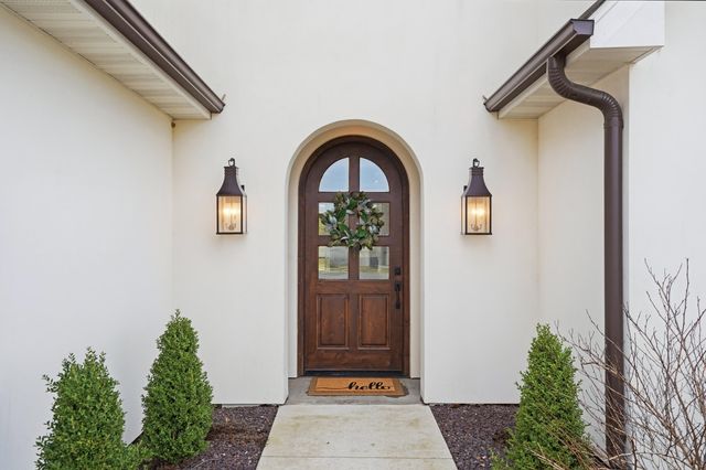 7401 BRACKENHILL DR, Columbia, MO 65203