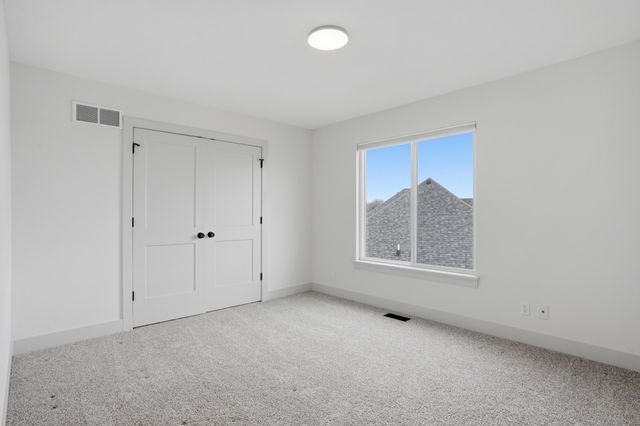 7401 BRACKENHILL DR, Columbia, MO 65203