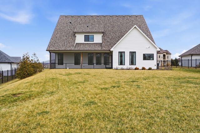 7401 BRACKENHILL DR, Columbia, MO 65203