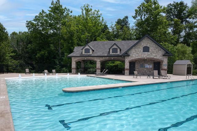 7401 BRACKENHILL DR, Columbia, MO 65203