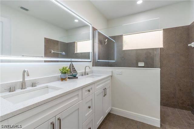 3549 Canopy CIR, Naples, FL 34120