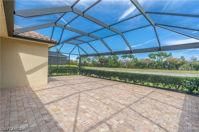 3549 Canopy CIR, Naples, FL 34120