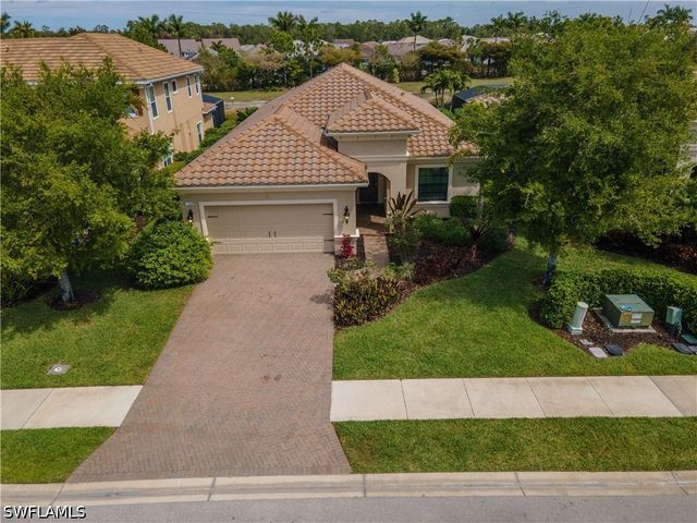 3549 Canopy CIR, Naples, FL 34120