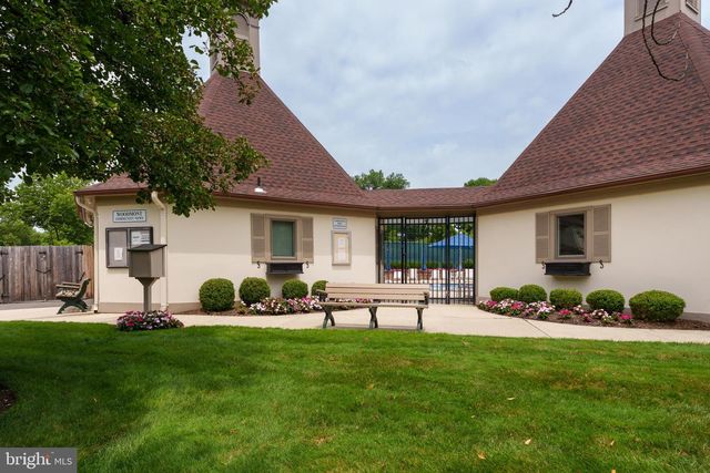 9 WOODMONT DRIVE, Lawrence Township, NJ 08648