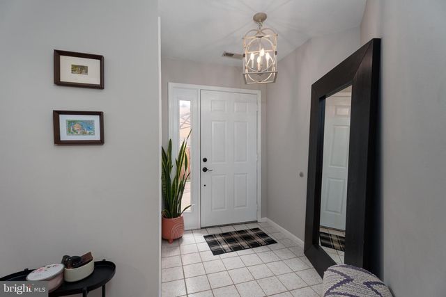 9 WOODMONT DRIVE, Lawrence Township, NJ 08648