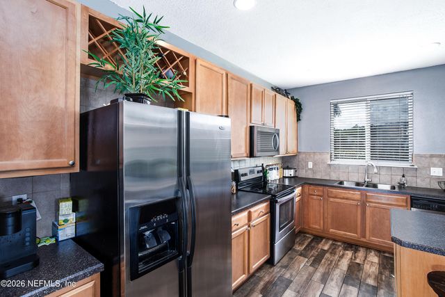 76100 DEERWOOD Drive, Yulee, FL 32097