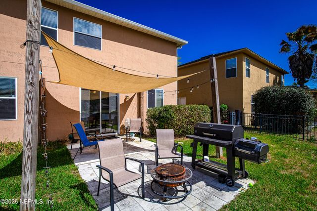 76100 DEERWOOD Drive, Yulee, FL 32097